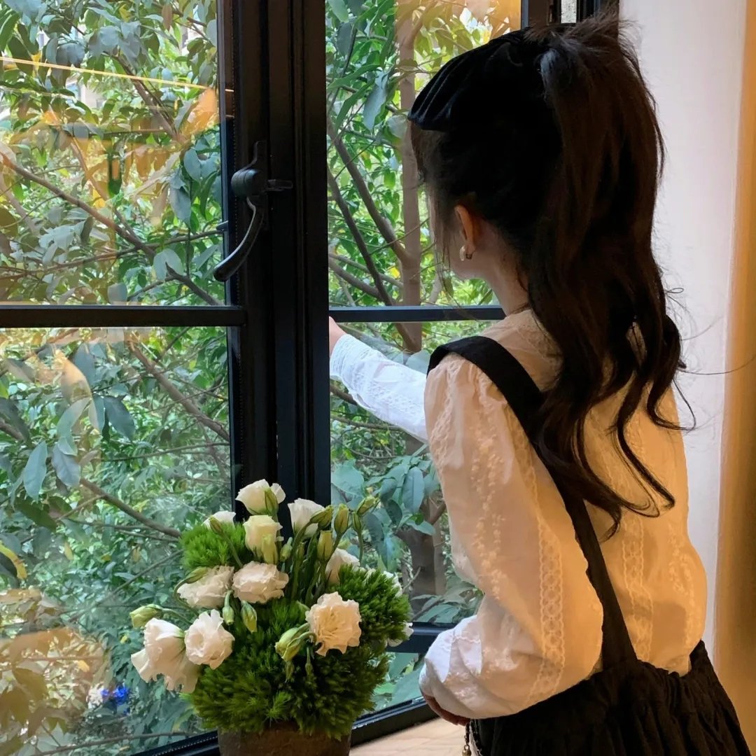 美女总裁爱上我 在线观看